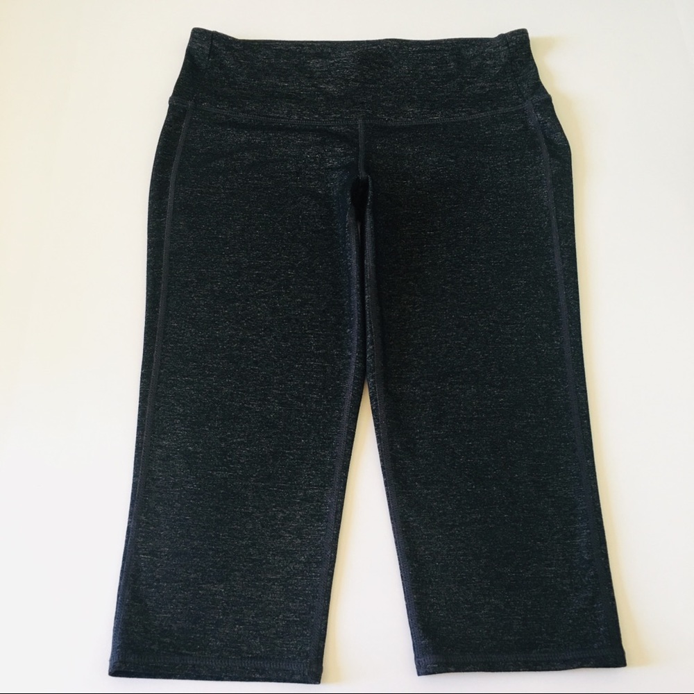 Athleta cropped athletic leggings